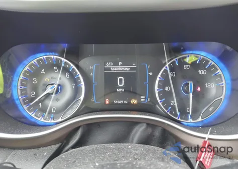 2022 Chrysler Voyager Lx из США, поврежденный, VIN 2C4RC1CG1NR105253